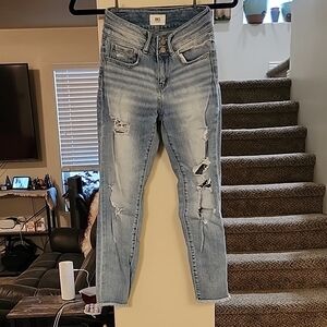 RDI Blue Ankle Cropped Jeans with Distressed Details